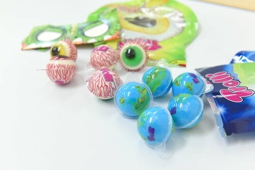 Trolli(トローリ)地球グミ1袋+目玉グミ1袋 韓国お菓子おすすめ イメージ2