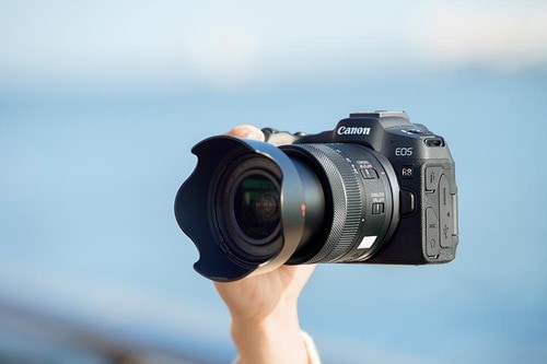 キヤノン「EOS R8」 イメージ3