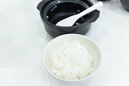 ▼炊きたてのご飯 料理家が選ぶ電子レンジ炊飯器おすすめ イメージ3
