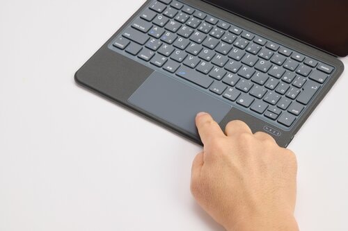 リーズナブルなのにキーが打ちやすい！ iPad用キーボードケースおすすめ イメージ3