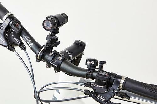 4位: 多彩なマウントでバイクにも取り付けできる MIDLAND XTC290