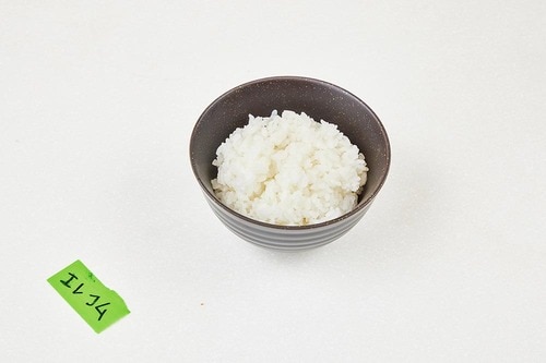 炊飯時間:32分(「早炊き」モード)食感 :1.5/5点 エレコム「LiFERE 小型IH炊飯器」おすすめ イメージ