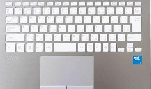 【使い勝手】キートップが小さめでタッチ感はやわらかい 小型ノートPCおすすめ イメージ