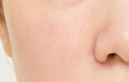 温かい印象のサーモンピンク プチプラチークおすすめ イメージ