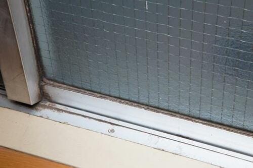 【お風呂編】お風呂場のカビは「カビキラー」におまかせ イメージ