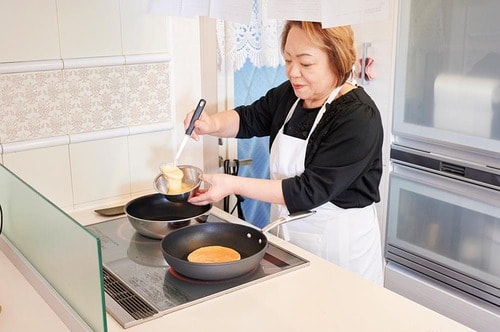 IHでホットケーキを焼きまくる! フライパンおすすめ イメージ