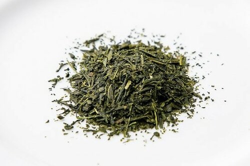 緑茶は食べた後の青っぽい香りが気になる イメージ