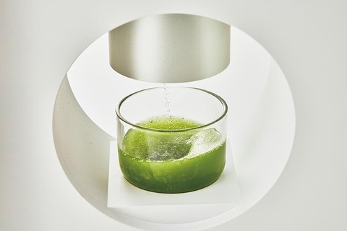 唯一のポイント2：抹茶の完成を間近で楽しめる イメージ