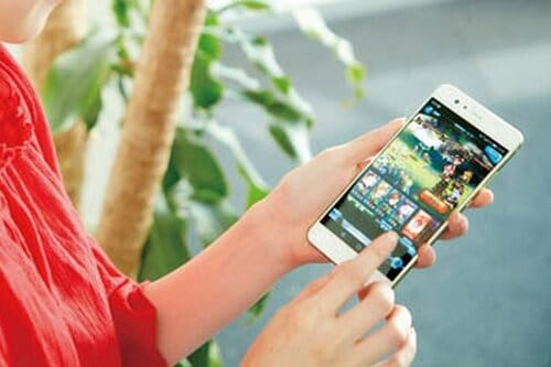 速度制限が気にならないゲーム専用SIMが便利です イメージ