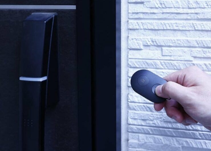 【玄関自動化】近づくだけで解錠！雨の日に買い物もストレス0です