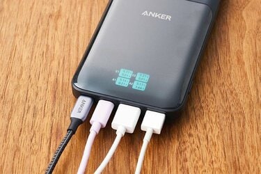 40%OFF】Ankerの電源タップを使ってみたら、出張にもデスクにも便利