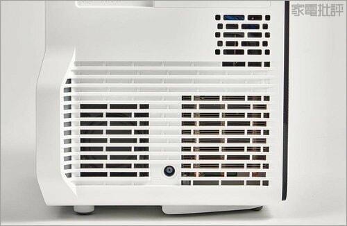両サイドのスピーカーは8Wとやや小さめ! 4Kプロジェクターおすすめ イメージ