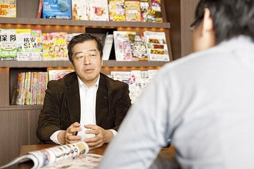 金銭を渡す「やらせ」はないが1日に50件のサクラ依頼が届く