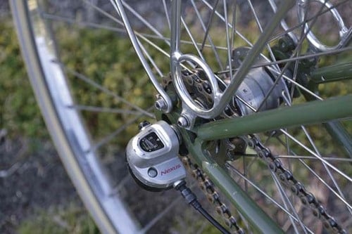 【シティサイクル】ライナス「ロードスター スポーツ」 ヴィンテージスタイルでニューヨーカー気分で通勤できます イメージ3