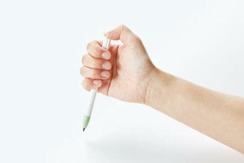 この「キャップ不要」は画期的！ノック式水性ペン・クリッカート イメージ2