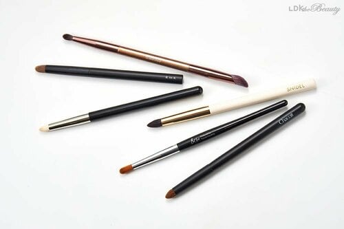 アイシャドウブラシとは? アイシャドウブラシおすすめ イメージ