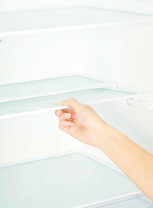 冷蔵室は広くて明るい 二人暮らしの冷蔵庫おすすめ イメージ