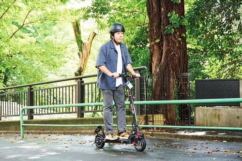全体的に高性能! SWALLOWは軽快さが◎ 電動キックボードおすすめ イメージ
