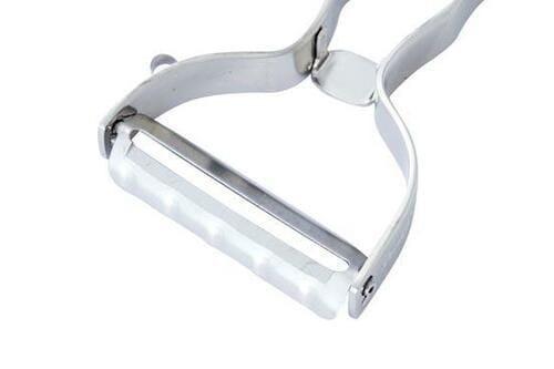 軽く当てるだけで 抵抗感なく向ける貝印 イメージ3