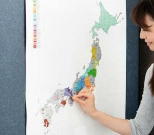 目指せ全国制覇!特大の「スクラッチ日本全図」