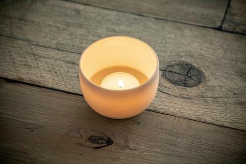 ほのかな明かりで疲れを癒す！ 「磁器キャンドルホルダー」 イメージ2