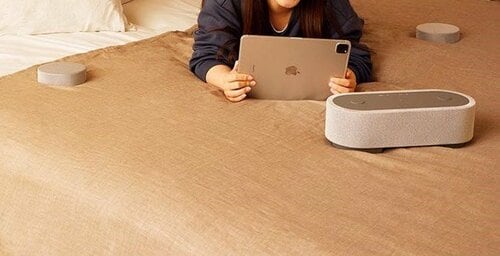 音に包まれるから映画の迫力アップ! タブレットで動画を楽に見られる周辺機器おすすめ イメージ