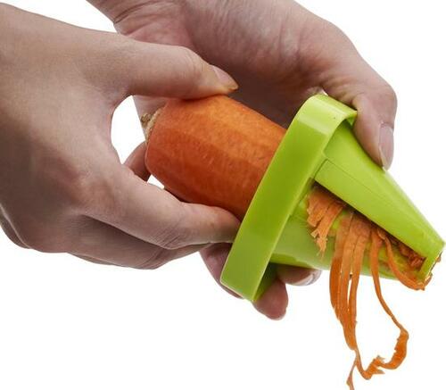 C評価: 目詰まりが気になるキャンドゥ「ヌードルピーラー」 イメージ