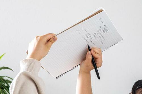 無重力でも使えるNASA規格のペン イメージ