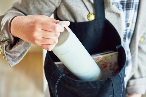 片手を塞がずに持てるハンドル 水筒おすすめ イメージ