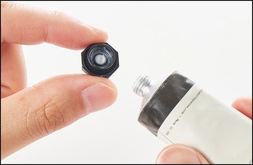 【使用感】キャップが小さめで賛否が分かれた メンズハンドクリームおすすめ イメージ2