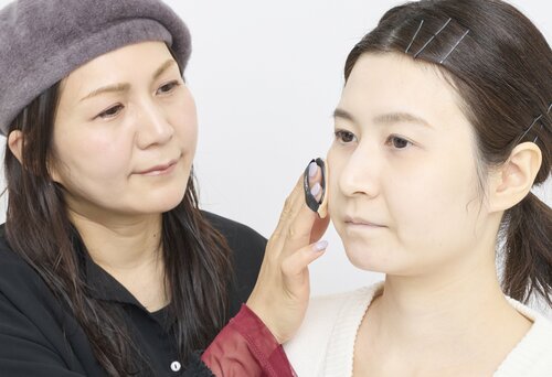 テスト1：仕上がり 色白向けクッションファンデおすすめ イメージ