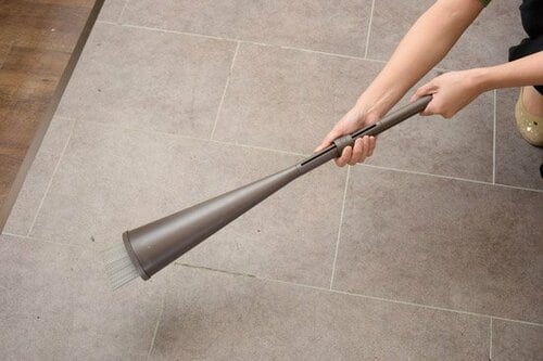 玄関の隅に隠せて必要な時にしっかり使える イメージ2