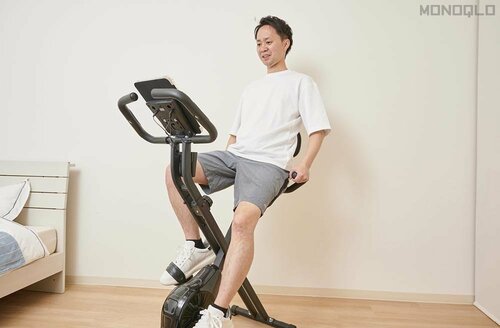 背もたれを使えばゆったりできる フィットネスバイクおすすめ イメージ
