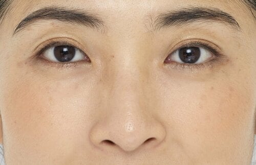 質感もカラーもさまざま！使い勝手抜群 メイクパレットおすすめ イメージ