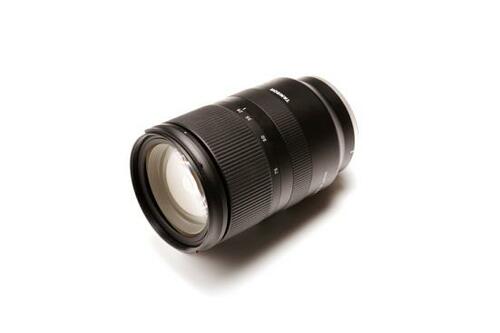 価格以上のパフォーマンス28-75mm F/2.8 Di III RXD イメージ