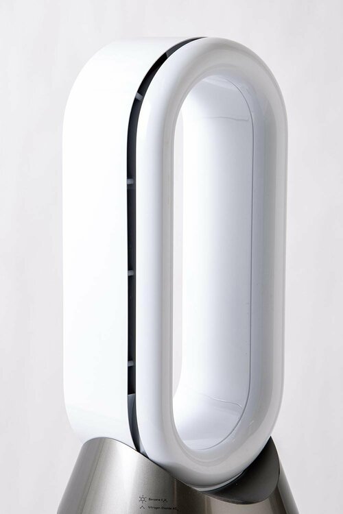 風向きが前後左右に変えられ扇風機としても使える イメージ2