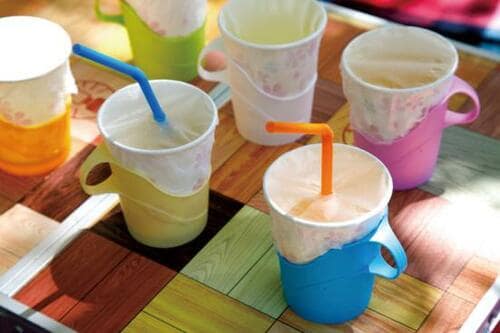 【その⑨】カラフルな紙コップホルダーひと目で自分のコップがわかります