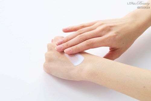 テスト5：使用感 ウォータープルーフの日焼け止めおすすめ イメージ