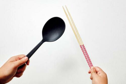 使う物を決めればシンクスッキリ！鍵は何役もこなすキッチンツール イメージ4