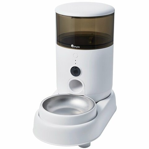 最愛ペットのごはんタイムを特等席で！餌やりと見守りの両立ならプラス