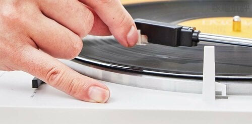 おまけ:大切なレコードを傷つけない針の置き方は? 安いレコードプレーヤーおすすめ イメージ