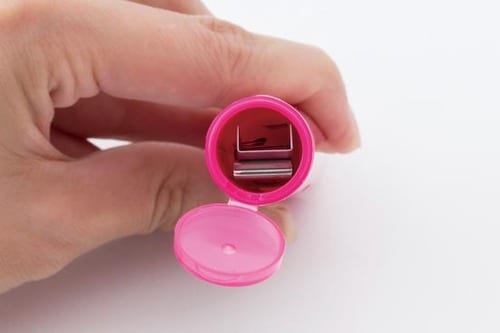 「針がない」がない！ 収納ケースに針をしまえるホチキス イメージ3