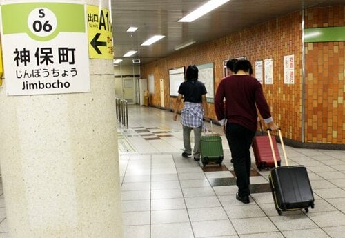 ［15製品中1位の理由①］滑るように運べる！ イメージ