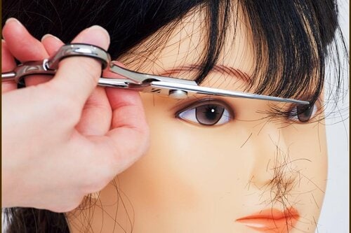 セルフカット用のはさみとは？ セルフカット用ハサミおすすめ イメージ