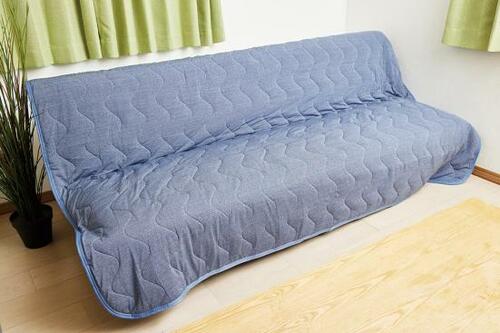 「もっとひんやり持続消臭敷パッド」４