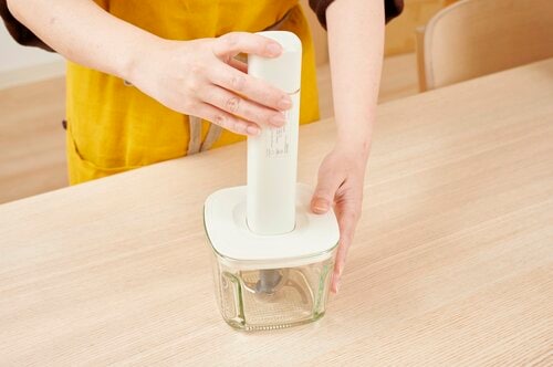 使用時、やや滑りやすい フードプロセッサーおすすめ イメージ