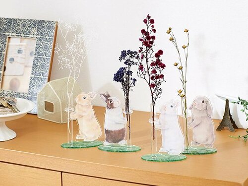 ナチュラルな彩りをプラス 「 YOU+MORE! うさぎから花の贈りもの」 イメージ
