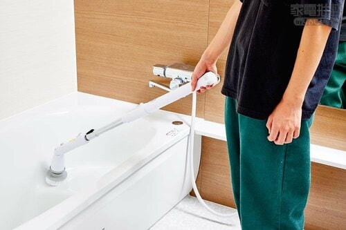 腰がしんどいお風呂掃除が立ったままラクにできる! 水回りの掃除におすすめグッズおすすめ イメージ2