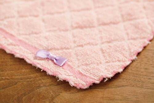 つくりが稚拙で雑巾ぽいダイソーはゴワゴワでお客様には出せません イメージ