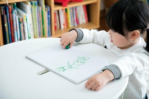 収納しながらテーブルとしても使える！ポイポイ入れてもゴチャ見えしません イメージ2